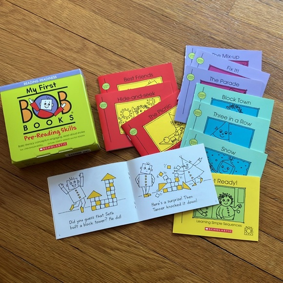 EUC BOB Books Boxed Sets - Picture 2 of 4